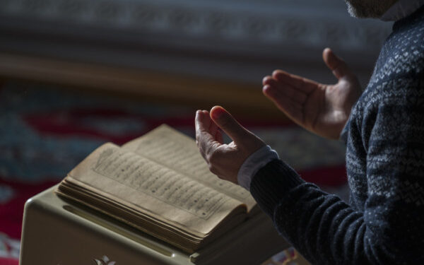 5 Cara yang Harus Kamu Amalkan di Kehidupan Sehari-hari, Jika ingin Dilancarkan Rezekinya