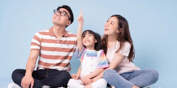 Memahami Pola Asuh Orang Tua yang Tegas, Apa Saja Dampaknya? Simak Berikut Ini